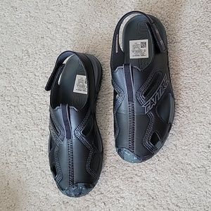 Black Under Armour Shoes